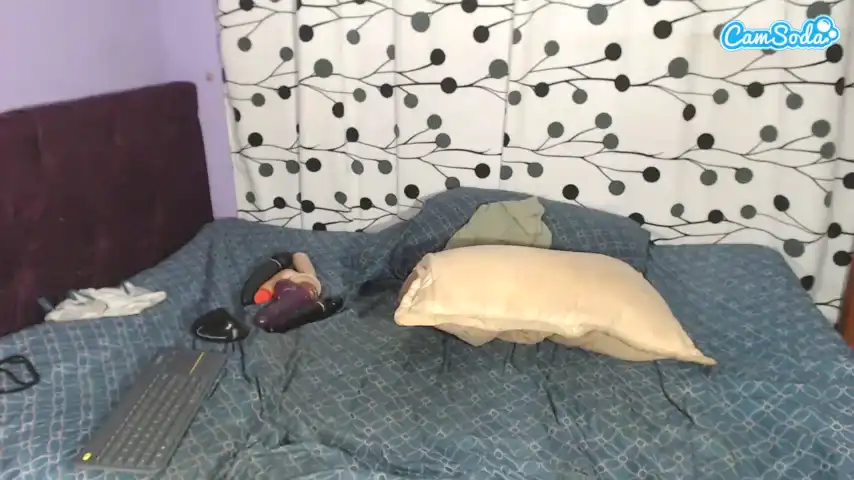 Annacaribean – Camsoda Recorded Cam Show – 2025-10-18 23:12:22