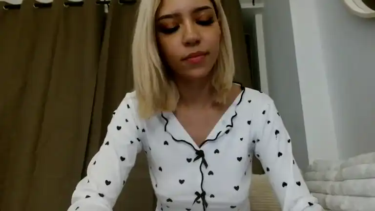 Baebyarabella – Streamate Recorded Cam Show – 2026-04-08 09:52:11