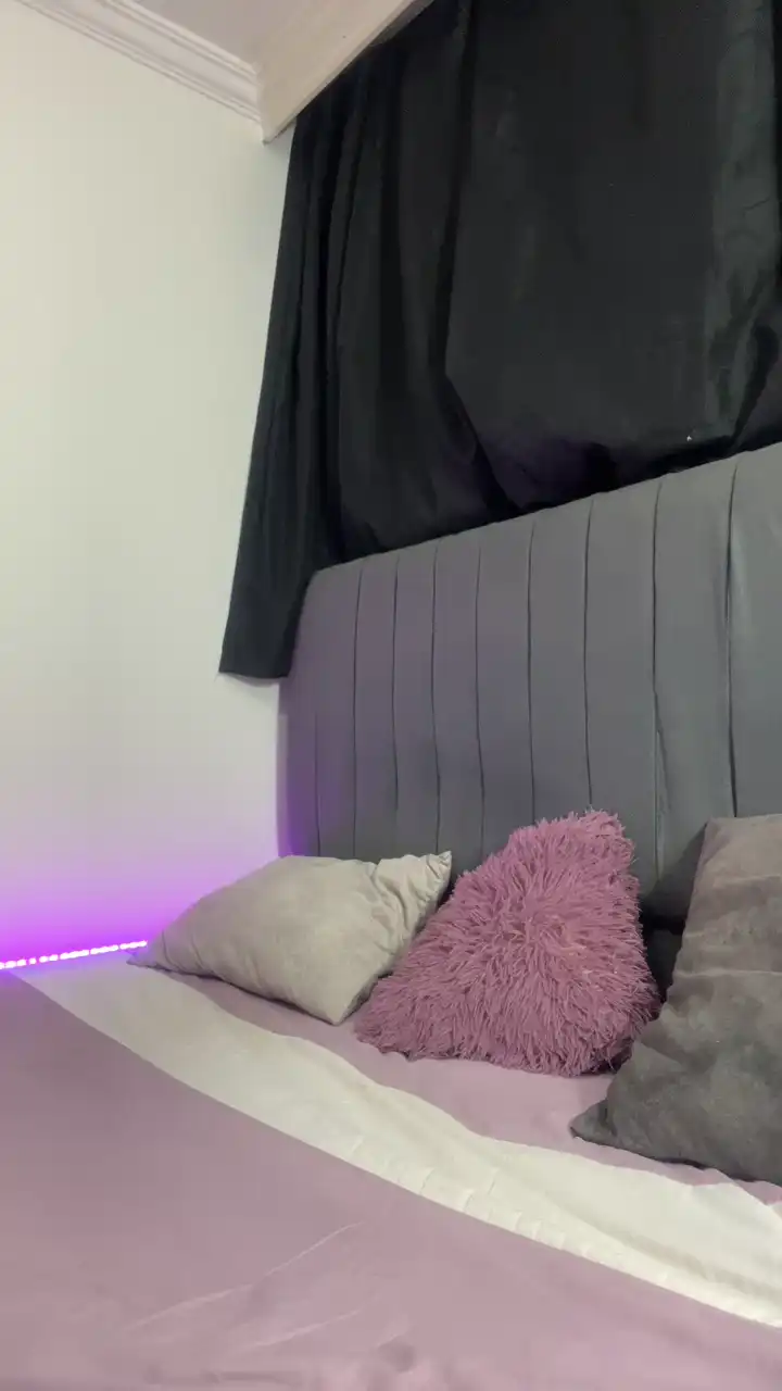 Annabellelover_ – Cam4 Recorded Cam Show – 2025-10-07 06:08:59