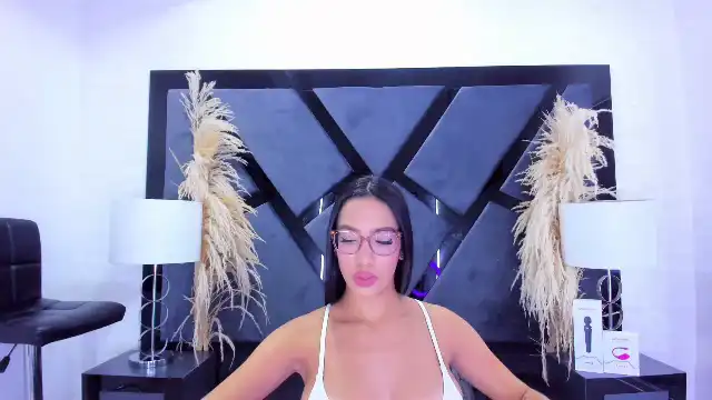 Kylie-whitee – Flirt4free Recorded Cam Show – 2026-05-01 21:51:01