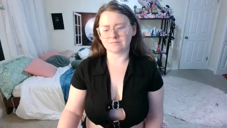 Michellelovesu – Streamate Recorded Cam Show – 2026-02-04 17:09:08