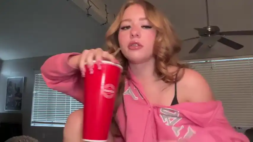 Katewalsh – Chaturbate Recorded Cam Show – 2025-12-04 02:11:58