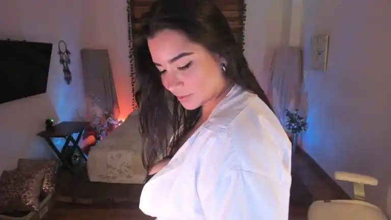 Tatti – Streamate Recorded Cam Show – 2025-09-23 11:16:00