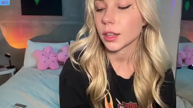 Snowkitty – Myfreecams Recorded Cam Show – 2026-03-03 00:37:18