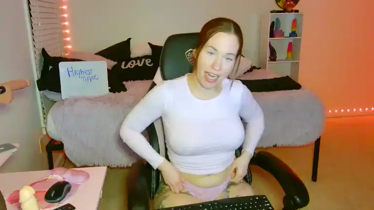 Unoitsroe – Streamate Recorded Cam Show – 2026-01-13 13:41:56