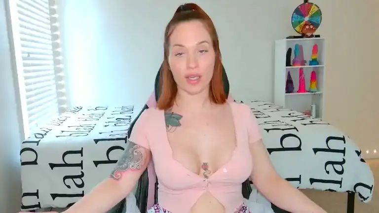 Unoitsroe – Streamate Recorded Cam Show – 2025-10-07 00:50:45