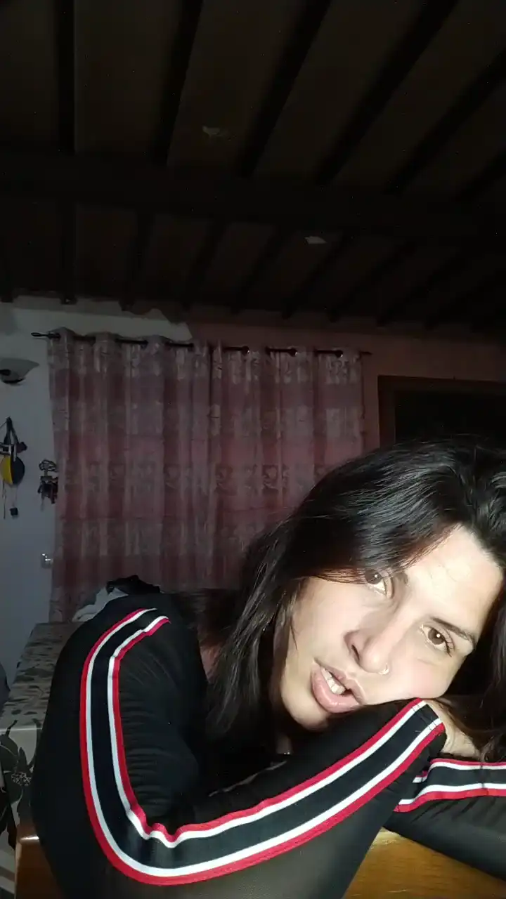 Jessica4304 – Cam4 Recorded Cam Show – 2025-11-13 15:37:37