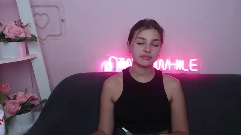 Milanaangelas – Streamate Recorded Cam Show – 2026-07-21 09:37:14