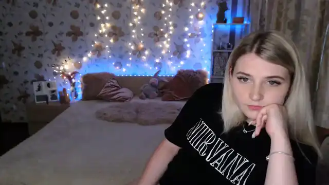 Nice_ass007 – Myfreecams Recorded Cam Show – 2025-10-16 06:59:07