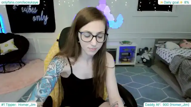 Thesharkqueen – Myfreecams Recorded Cam Show – 2026-01-14 12:10:01