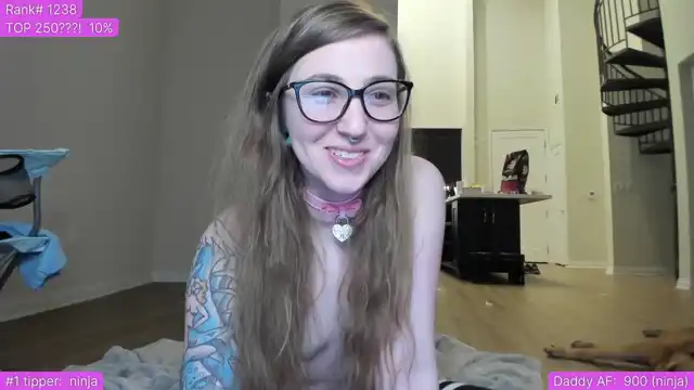 Thesharkqueen – Myfreecams Recorded Cam Show – 2025-03-16 17:45:16