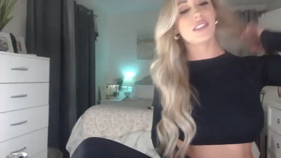 Queen_bambii – Myfreecams Recorded Cam Show – 2026-05-20 09:57:08