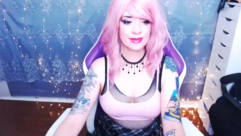 Goddessvalkyrierose – Streamate Recorded Cam Show – 2025-11-04 07:37:13