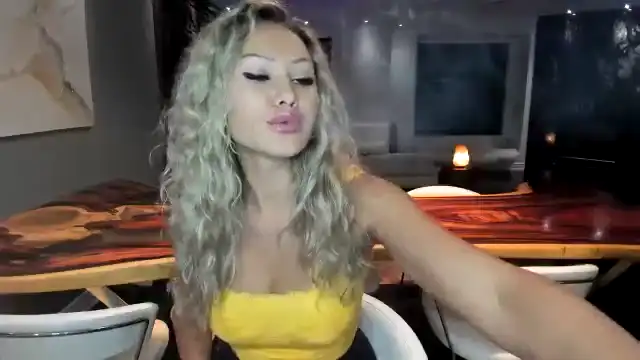Watermelon – Myfreecams Recorded Cam Show – 2026-04-22 00:56:41