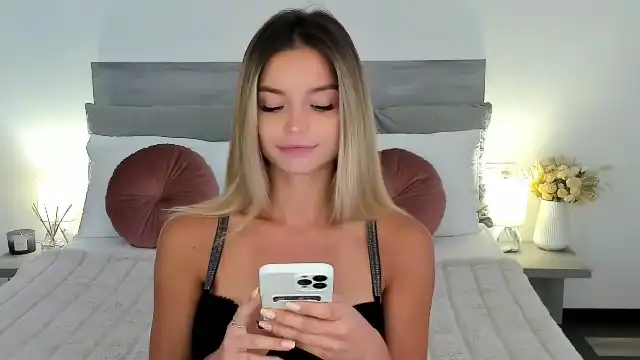 Mia-wood – Flirt4free Recorded Cam Show – 2026-02-05 07:22:32