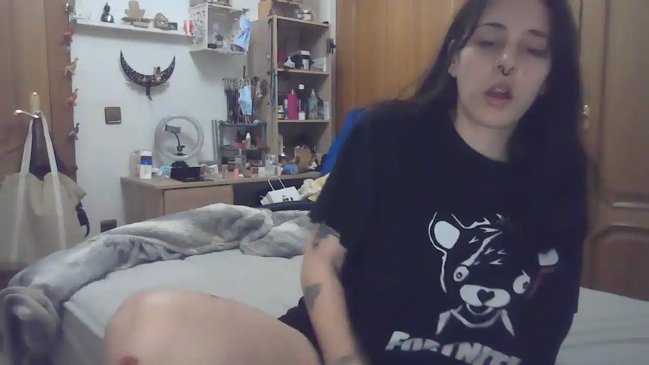 Juddyblack – Amateur.tv Recorded Cam Show – 2025-12-02 00:49:49