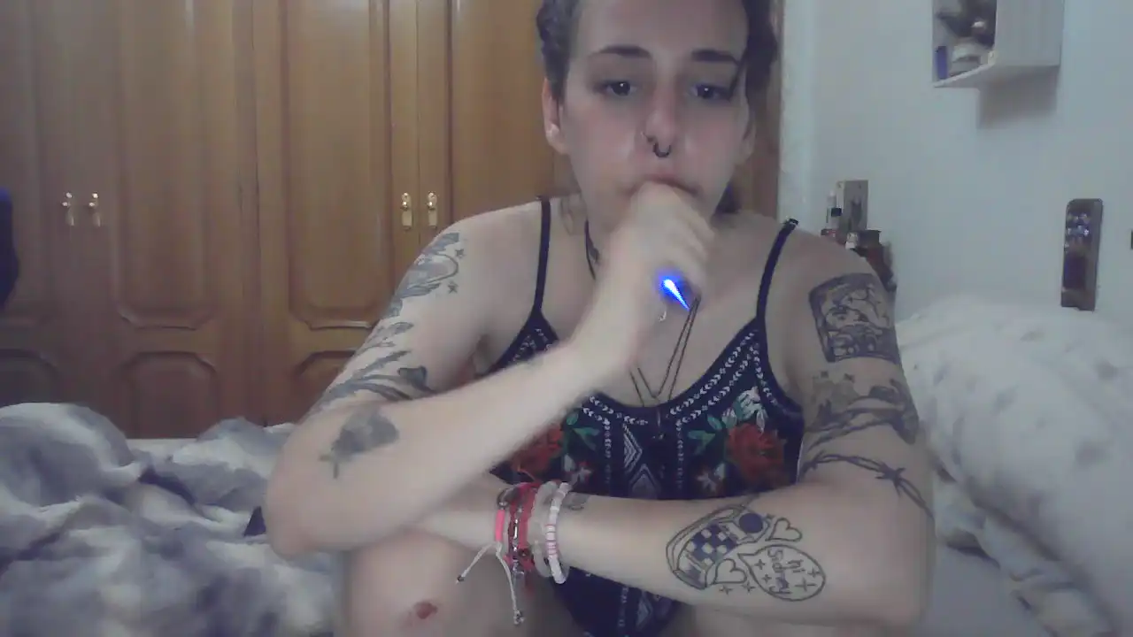 Juddyblack – Amateur.tv Recorded Cam Show – 2025-11-11 06:50:10
