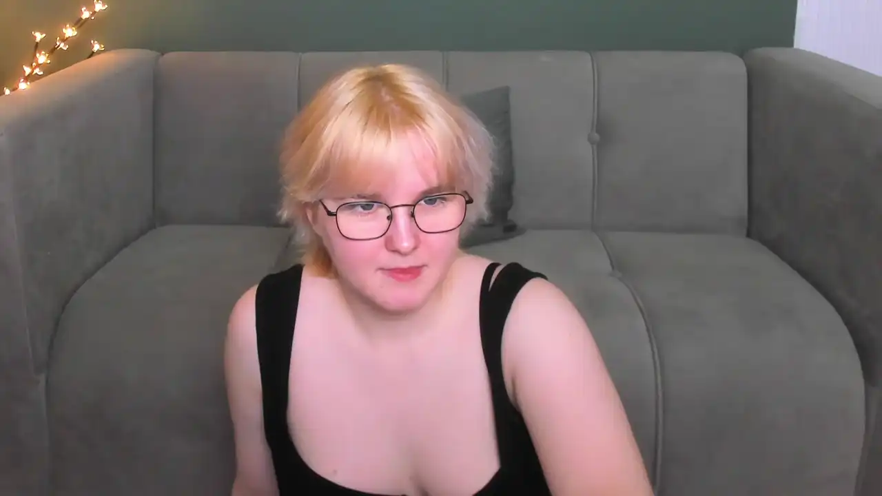 Fin_finy – Stripchat Recorded Cam Show – 2025-12-12 14:45:50