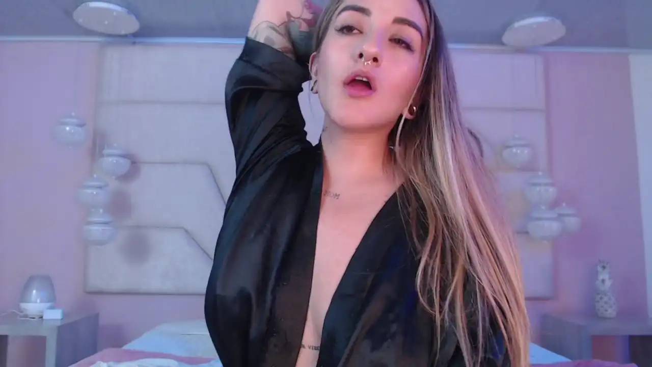Daniellaspinelly – Xlovecam Recorded Cam Show – 2026-07-15 03:15:15