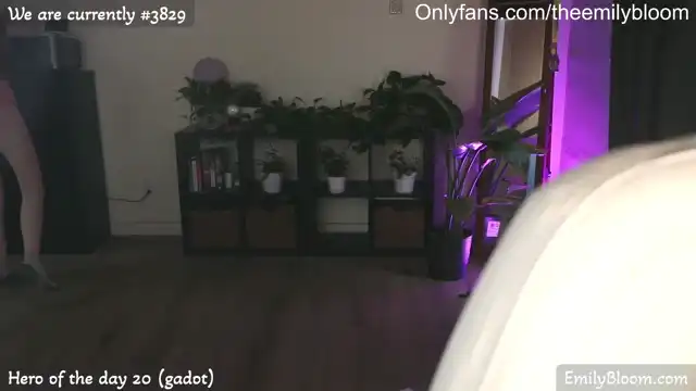 Emilybloom – Myfreecams Recorded Cam Show – 2026-05-07 22:50:27