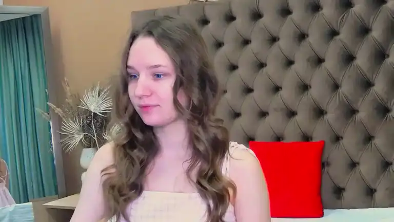 Indyvi – Streamate Recorded Cam Show – 2025-08-25 16:15:01