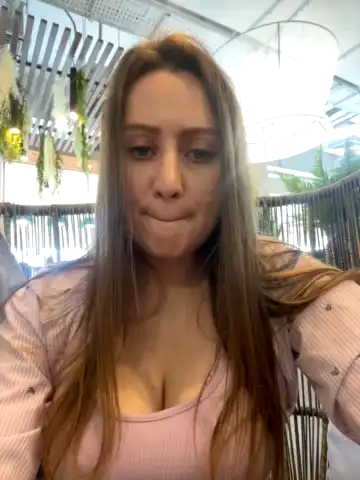 Puzdosia – Stripchat Recorded Cam Show – 2026-02-21 06:40:15