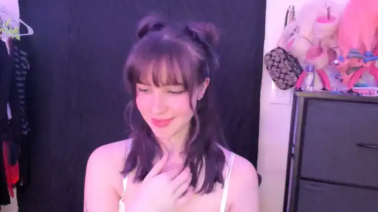 Sagejosie – Streamate Recorded Cam Show – 2025-09-20 14:12:40