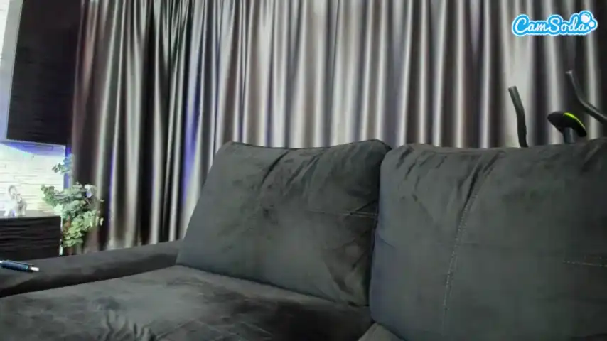 Alicexalice – Camsoda Recorded Cam Show – 2025-05-15 20:20:35