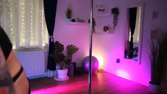 Kend_dall – Myfreecams Recorded Cam Show – 2025-09-20 00:13:02