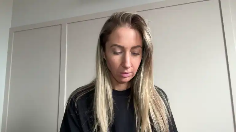 Prettygreeneyesuk – Streamate Recorded Cam Show – 2026-01-30 03:36:51