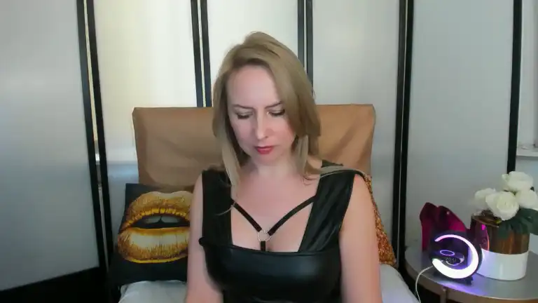 Latoyasensual – Streamate Recorded Cam Show – 2025-07-01 16:24:55