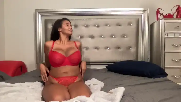 Maxxmarie – Streamate Recorded Cam Show – 2026-05-18 09:35:36