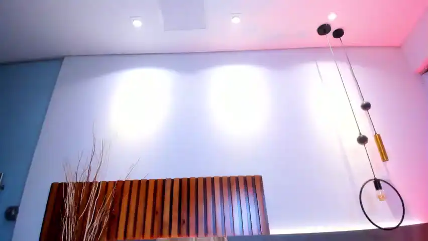 Noradasilva – Amateur.tv Recorded Cam Show – 2025-05-23 10:23:11