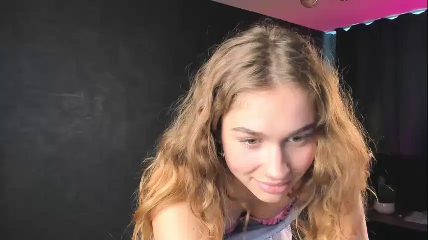 Mayabach – Chaturbate Recorded Cam Show – 2025-08-03 18:27:04