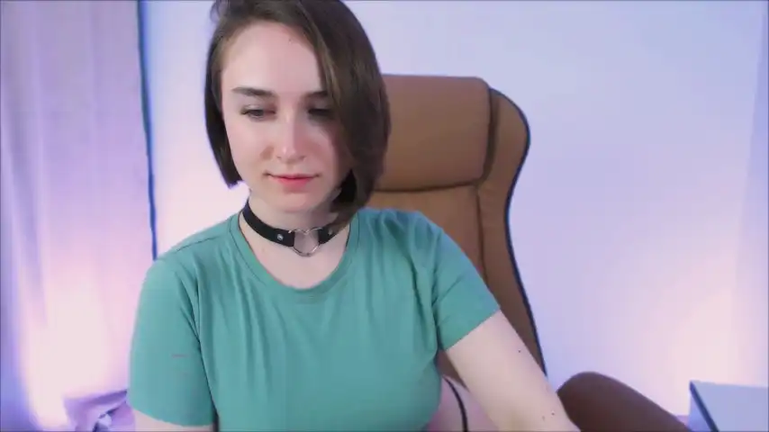 Monimauve – Stripchat Recorded Cam Show – 2025-12-31 13:18:35