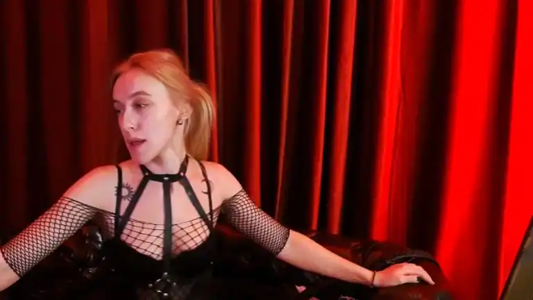 Mirandalex – Streamate Recorded Cam Show – 2026-06-26 12:41:29