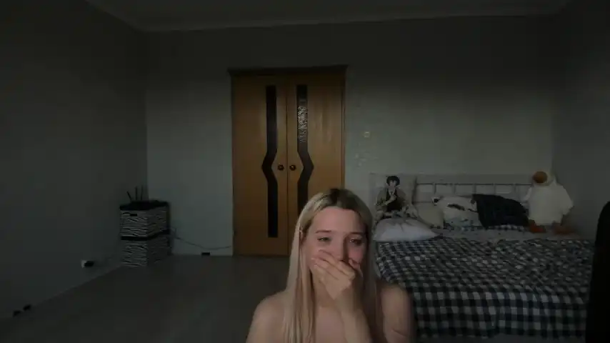 Belle_ellie – Chaturbate Recorded Cam Show – 2025-04-12 13:46:39