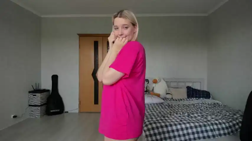 Belle_ellie – Chaturbate Recorded Cam Show – 2025-10-12 07:37:28