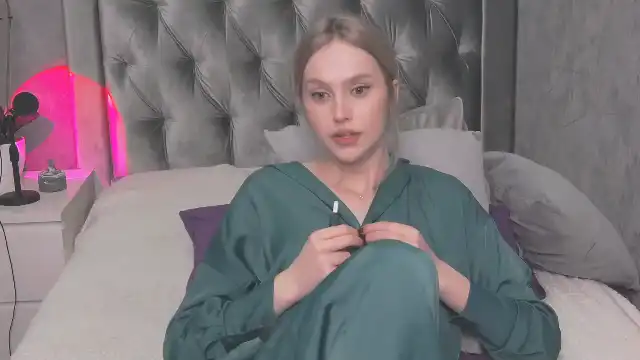 Claire-winsley – Flirt4free Recorded Cam Show – 2025-12-21 11:35:00