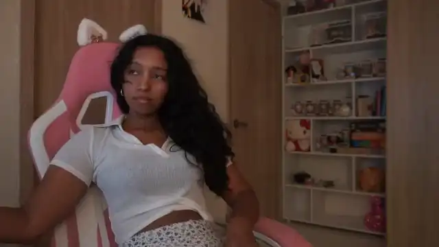 Lulita – Myfreecams Recorded Cam Show – 2026-04-18 10:17:29