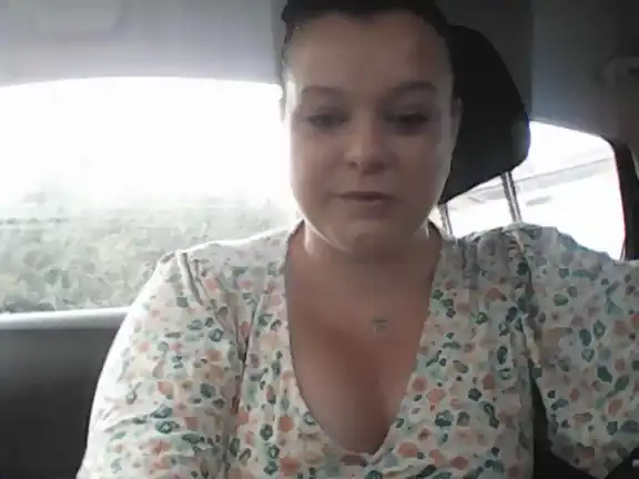 Naughtywifeuk – Streamate Recorded Cam Show – 2025-03-14 06:49:22