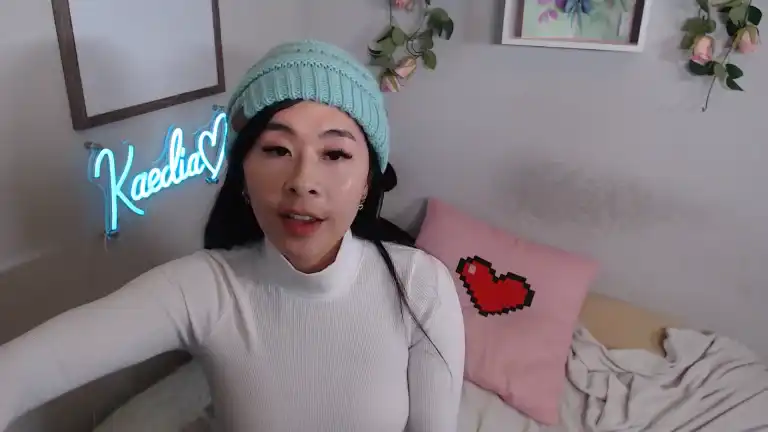 Kaedialang – Streamate Recorded Cam Show – 2026-02-09 10:13:31