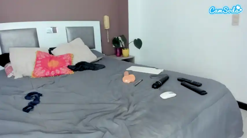 Coralinewolf – Camsoda Recorded Cam Show – 2025-11-02 05:52:18