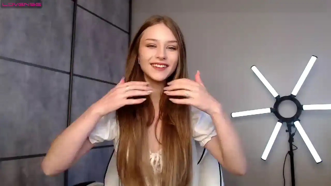 Melodytores – Amateur.tv Recorded Cam Show – 2025-12-20 11:59:45