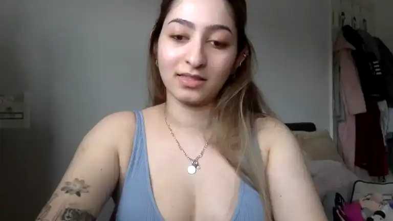 Sexystellauk – Streamate Recorded Cam Show – 2025-06-13 08:08:42