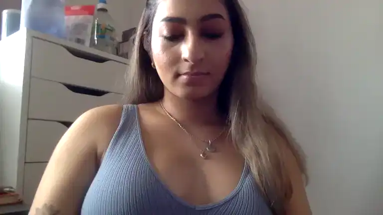 Sexystellauk – Streamate Recorded Cam Show – 2026-03-26 13:33:10