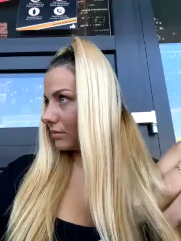 Darlineblair – Stripchat Recorded Cam Show – 2026-05-24 22:30:18