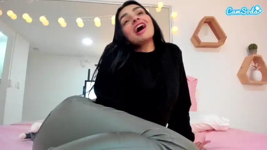 Maggiejones – Camsoda Recorded Cam Show – 2026-01-11 06:34:41