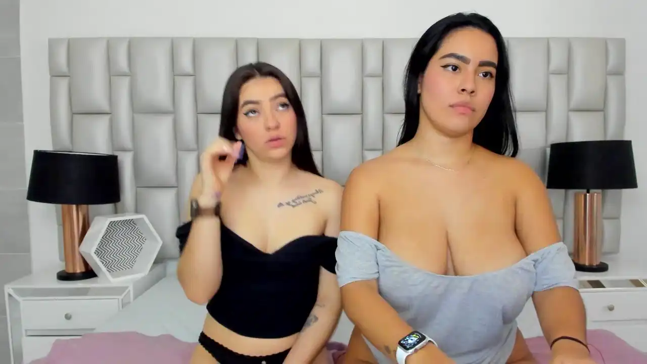 Paolaykatty – Xlovecam Recorded Cam Show – 2025-09-26 05:18:18