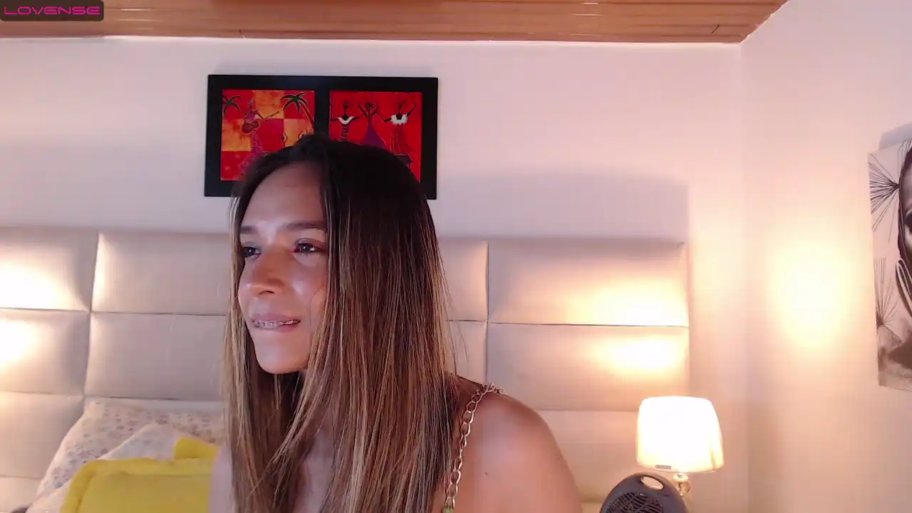 Daniamontana – Xlovecam Recorded Cam Show – 2025-10-10 16:03:06